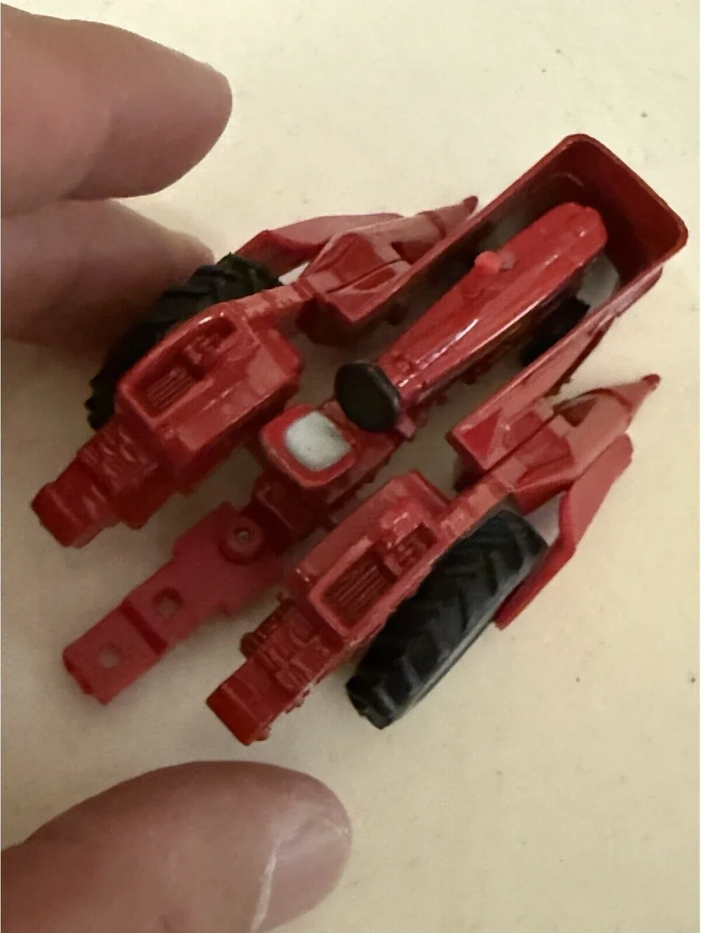 1/64 die-cast metal IH Farmall